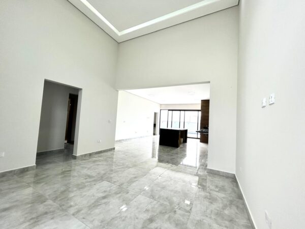 Encantadora residência com 155 m² de área construída em um terreno amplo de 420 m² - Imagem 32