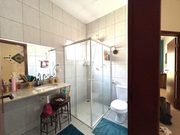 Casa com 4 dormitórios sendo uma suíte, oportunidade - Imagem 4