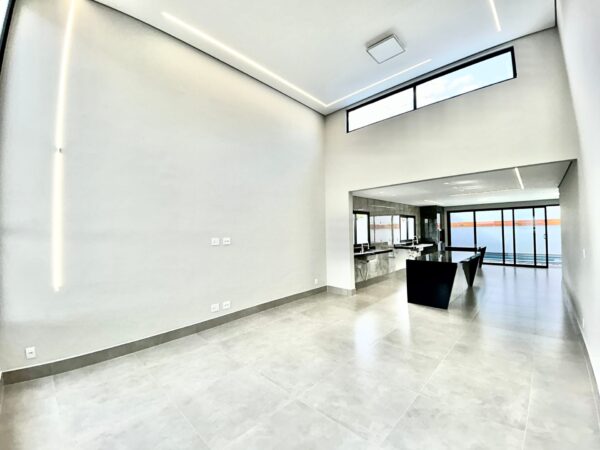 Casa com 3 dormitórios sendo uma suíte. - Imagem 4