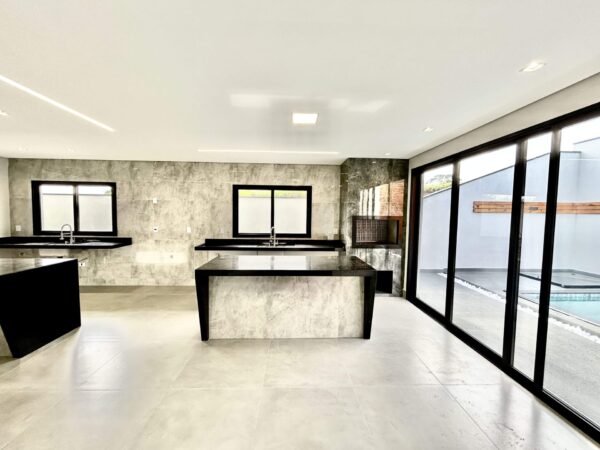 Casa com 3 dormitórios sendo uma suíte. - Imagem 13